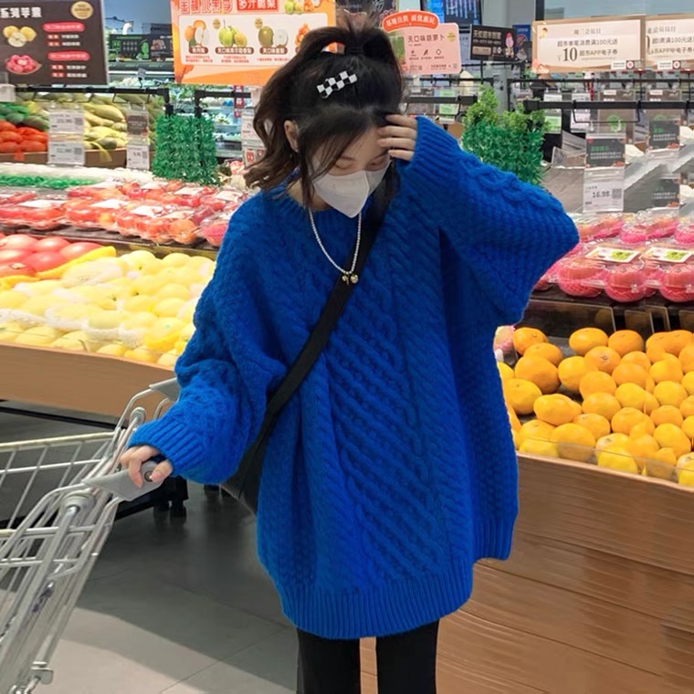 雜款厚女冬裝毛衣有貨處理全清價8元一件.可分貨，聯系電話微信18316681347