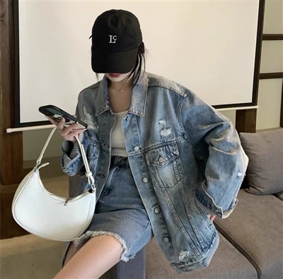 女裝雜款牛仔外套量大從優(yōu)