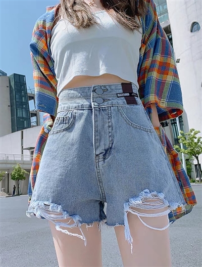 雜款女裝牛仔短褲款式貨源多多批發(fā)6元一件，???分貨加??，一手貨源歡迎代理